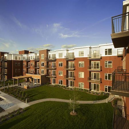 Execustay At York Place Apts 에디나 외부 사진